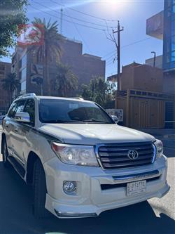 تويوتا لاندكروزر